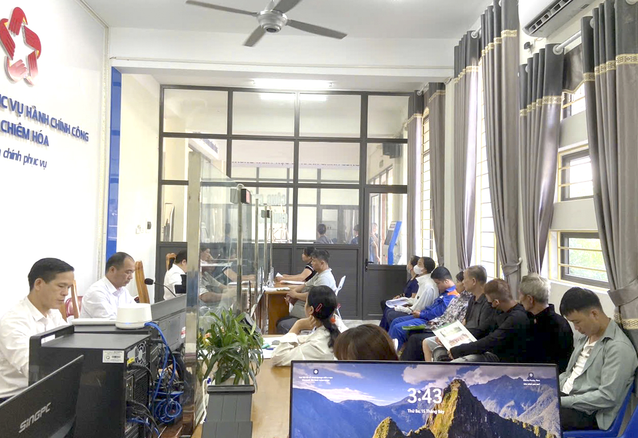 Trung tâm phục vụ hành chính công xã Chiêm Hóa đảm bảo hoạt động phục vụ tốt nhu cầu của người dân và doanh nghiệp