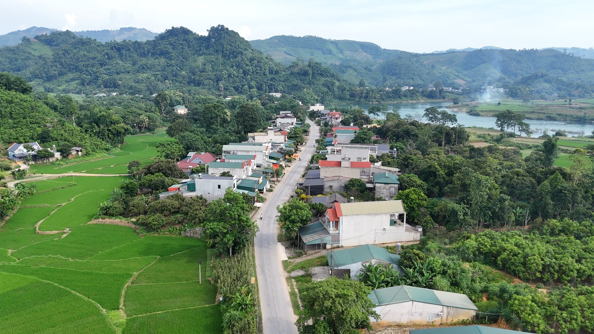 Chiêm Hóa - Quan tâm đầu tư xây dựng cơ sở hạ tầng nông thôn.