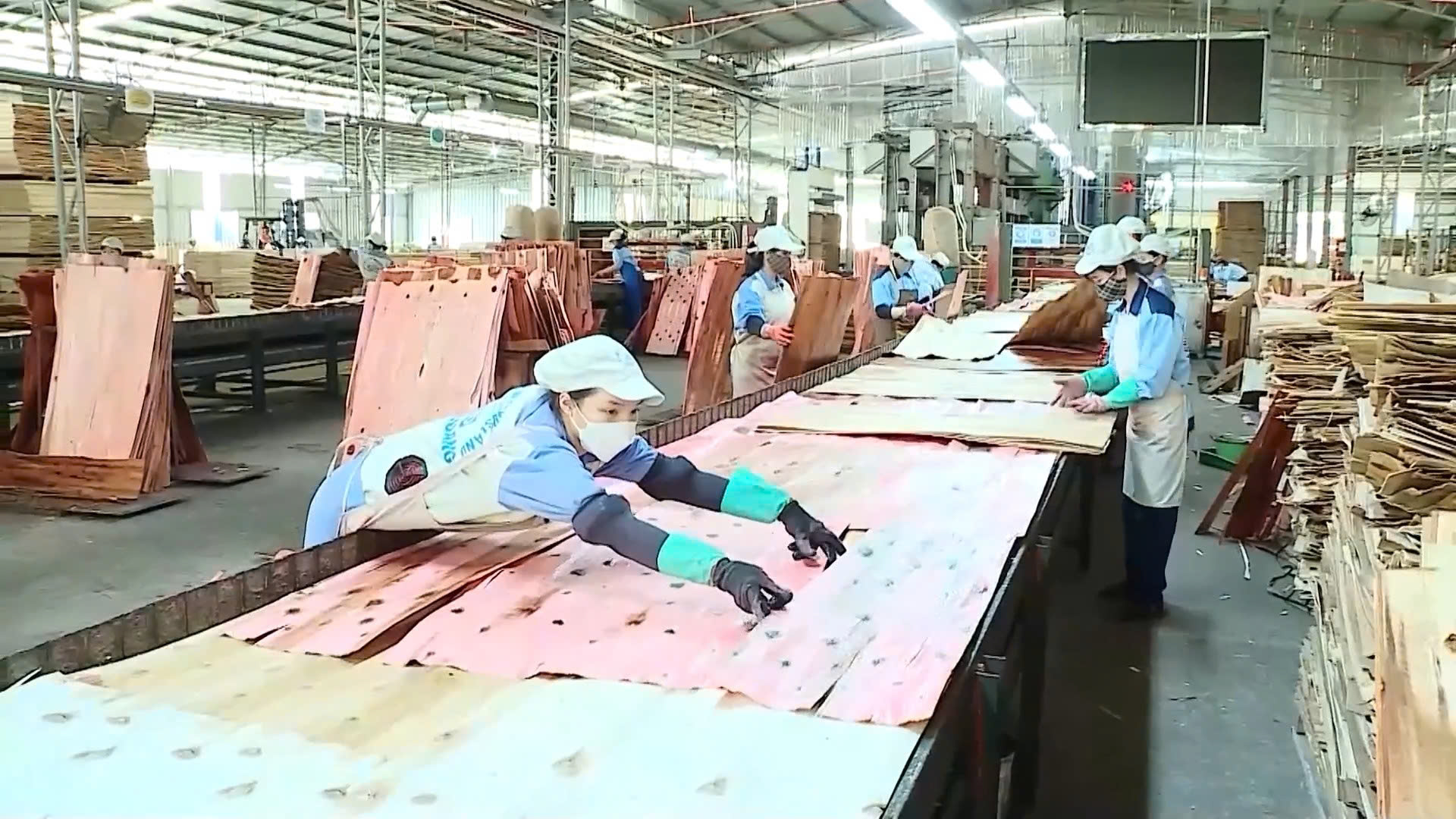 Chiêm Hóa: Tập trung phát triển các cơ sở sản xuất công nghiệp, tiểu thủ công nghiệp và thương mại, dịch vụ
