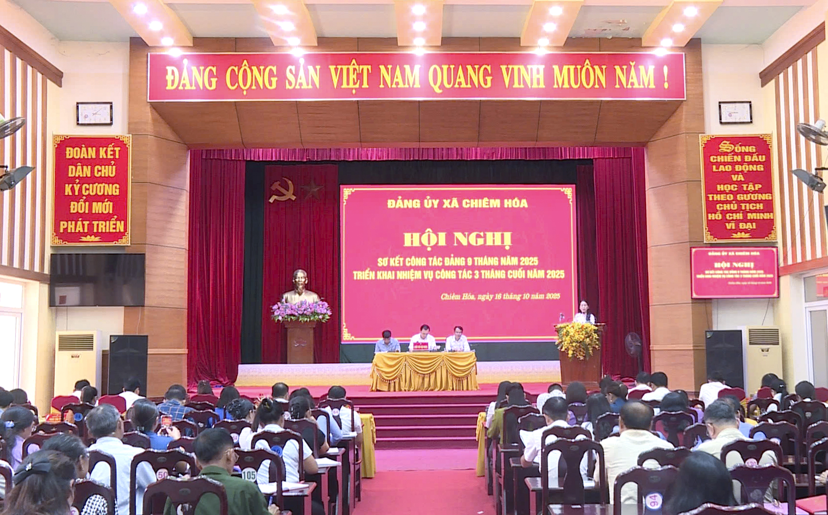 Hội nghị sơ kết công tác đảng 9 tháng, triển khai nhiệm vụ 3 tháng cuối năm 2025