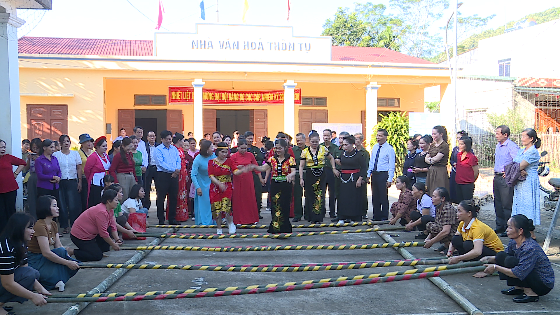 Vai trò của người uy tín trong khối đại đoàn kết toàn dân tộc