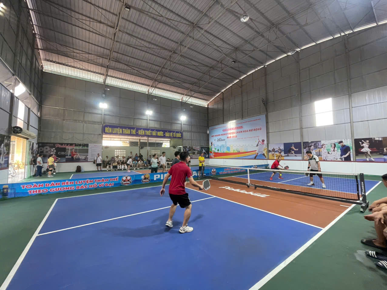 Sôi nổi môn thi đấu Pickeball trước thêm đại hội TDTT   xã Chiêm Hóa lần thứ nhất, năm 2026